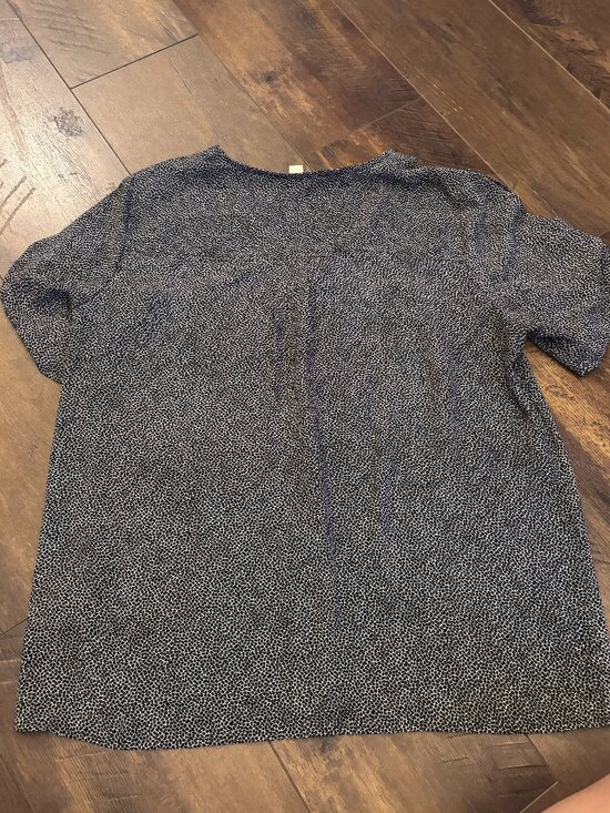 Michael Kors top with silver hardware details - Picture 2 of 7